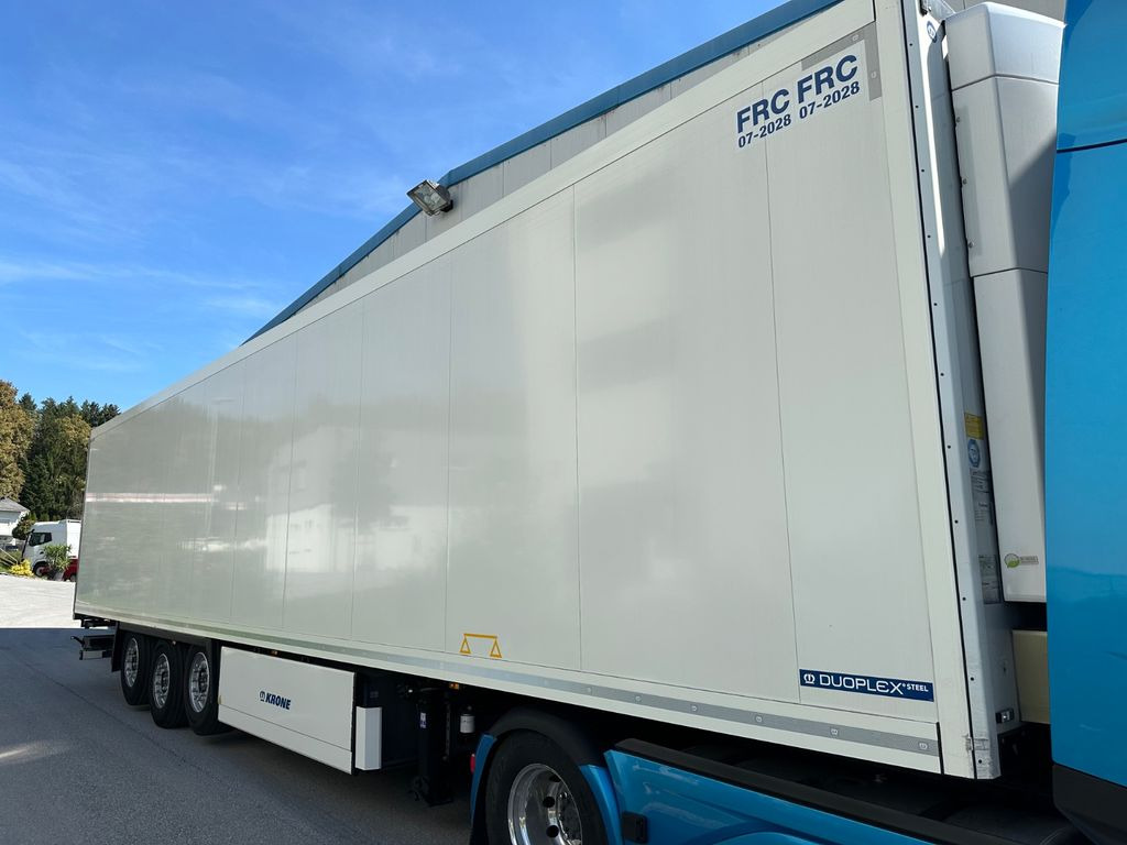 Krone SD 27 Thermoking Spectrum Multitemp Pharma Safe - Refrigerator semi-trailer: picture 2 Krone SD 27 Thermoking Spectrum Multitemp Pharma Safe - Refrigerator semi-trailer: picture 2
