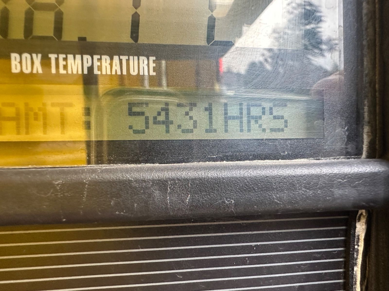 Closed box semi-trailer Krone SDR 27 Vector 1550 Doppelstock/Blumenbreit: picture 12