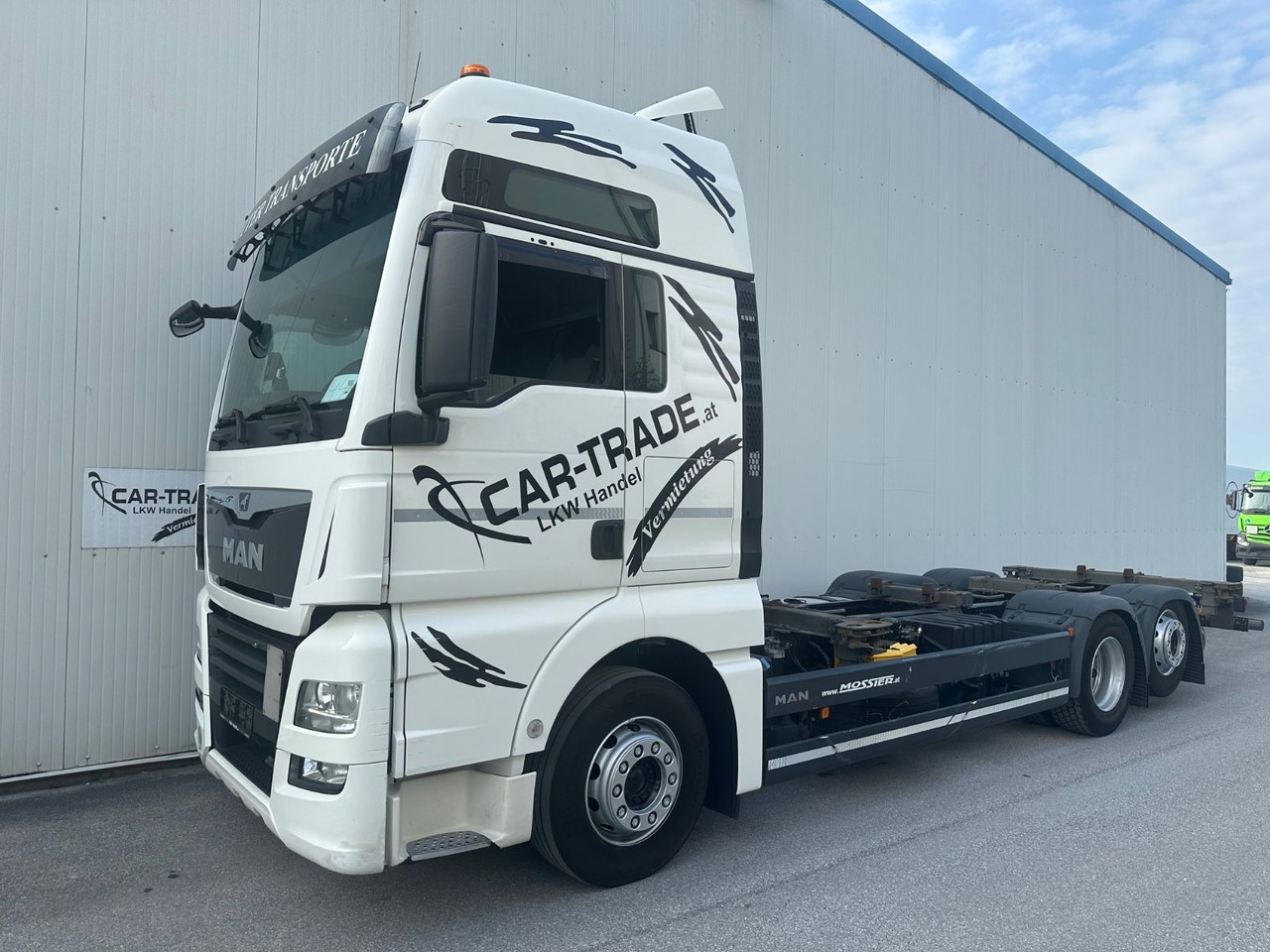 MAN TGX 26.470 - Container transporter/ Swap body truck: picture 1 MAN TGX 26.470 - Container transporter/ Swap body truck: picture 1