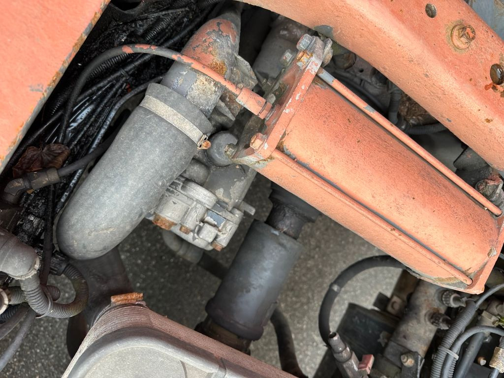 Scania 144/530 Retarder Schalter Scania 144/530 Retarder Schalter - Tractor unit: picture 5 Scania 144/530 Retarder Schalter Scania 144/530 Retarder Schalter - Tractor unit: picture 5