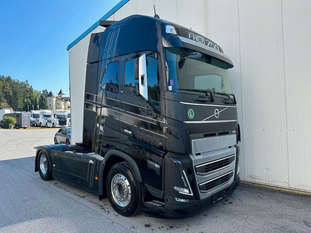 Volvo FH 750 XL Retarder Vollausstattung - Tractor unit: picture 2 Volvo FH 750 XL Retarder Vollausstattung - Tractor unit: picture 2