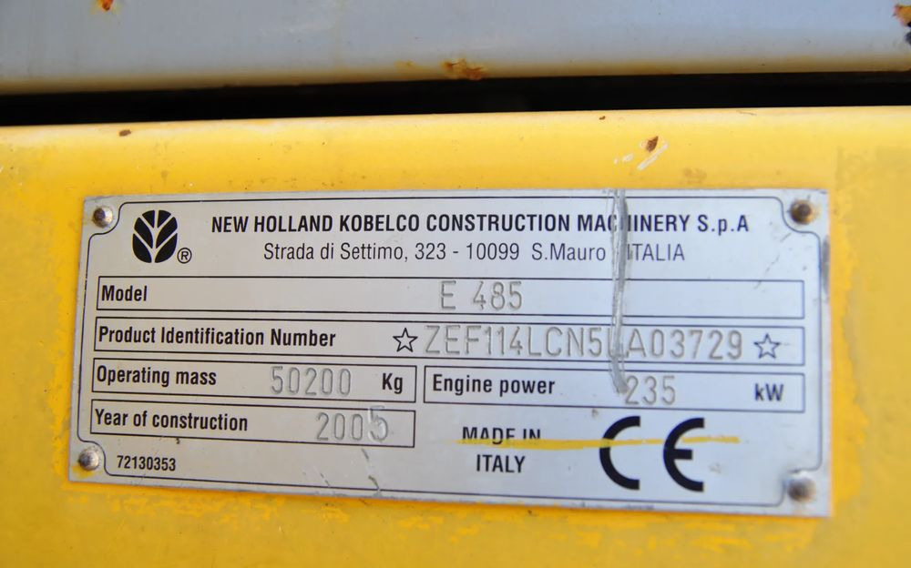 Siłownik koparki New Holland E 485 - Hydraulics: picture 2 Siłownik koparki New Holland E 485 - Hydraulics: picture 2