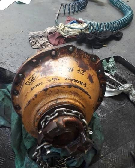 FURUKAWA 345 DYFER MOSTU ZF AP-411/HK 44604150080 - Differential gear for Construction machinery: picture 3 FURUKAWA 345 DYFER MOSTU ZF AP-411/HK 44604150080 - Differential gear for Construction machinery: picture 3