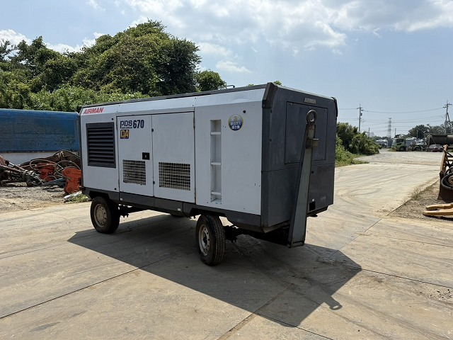 AIRMAN PDS670SD-4C5 - Air compressor: picture 3 AIRMAN PDS670SD-4C5 - Air compressor: picture 3