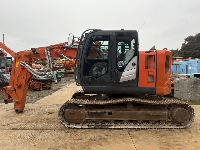 HITACHI ZX135USK-5B - Crawler excavator: picture 2 HITACHI ZX135USK-5B - Crawler excavator: picture 2