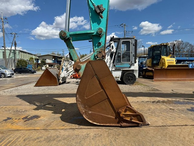 Crawler excavator KOBELCO SK225SR: picture 11