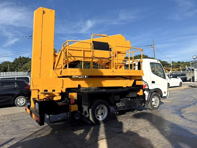 TADANO BT-200-2 - Truck mounted aerial platform: picture 5 TADANO BT-200-2 - Truck mounted aerial platform: picture 5