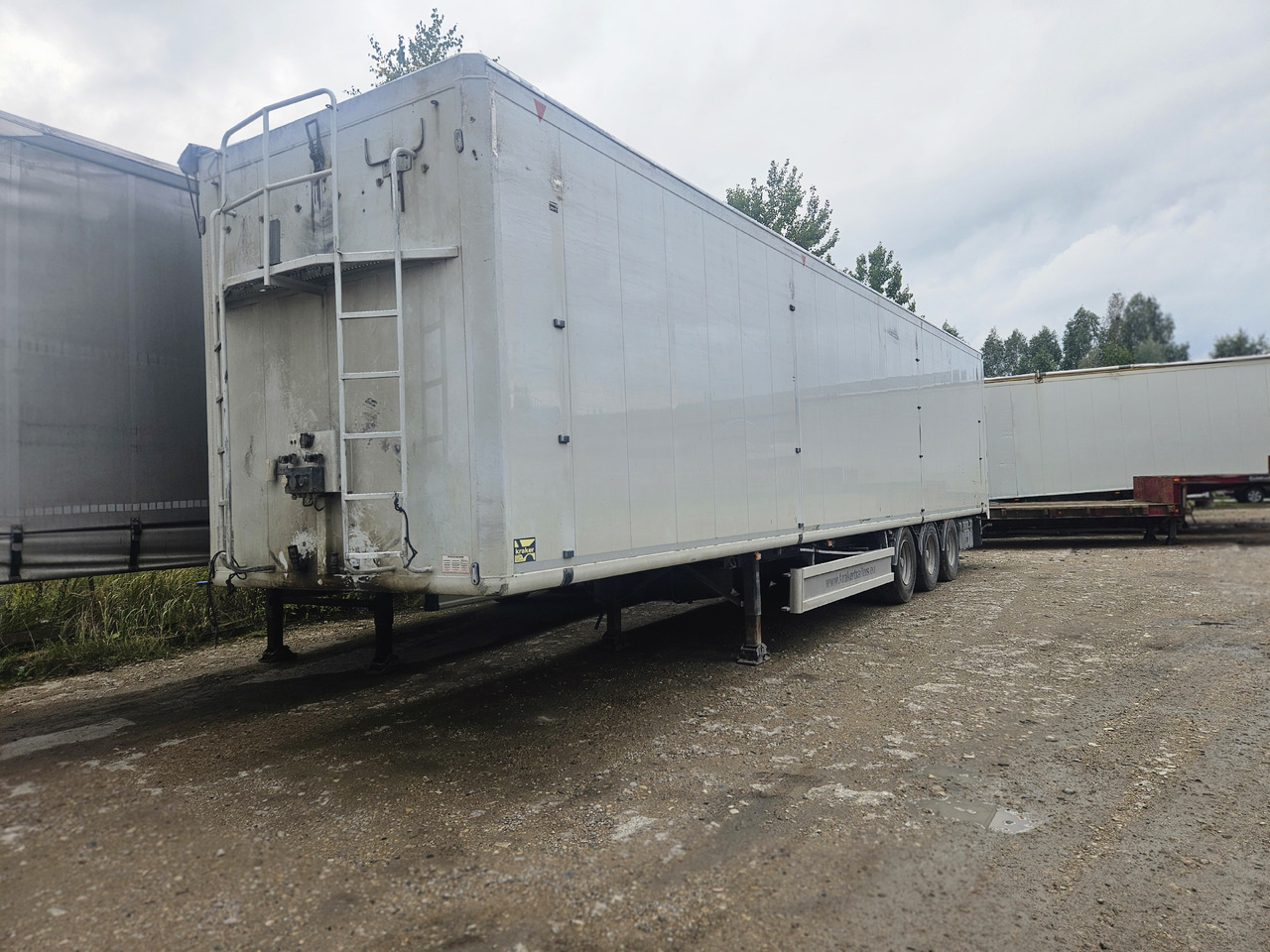 KRAKER CF200 - Walking floor semi-trailer: picture 1 KRAKER CF200 - Walking floor semi-trailer: picture 1
