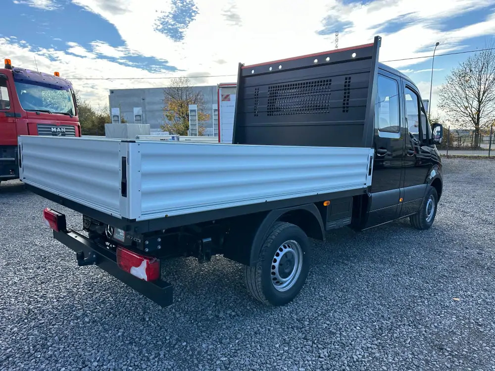 Mercedes-Benz Sprinter 317 CDI * BRAND NEW*CREW CAB 7 SEATS - Flatbed van, Combi van: picture 3 Mercedes-Benz Sprinter 317 CDI * BRAND NEW*CREW CAB 7 SEATS - Flatbed van, Combi van: picture 3