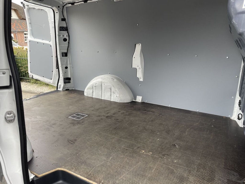 Small van Mercedes-Benz Vito 114 CDI 136pk E6 Lang BPM Vrij! Lease €299p/m, Airco, Camera, Trekhaak, PDC V+A, Onderhoudshistorie aanwezig: picture 14