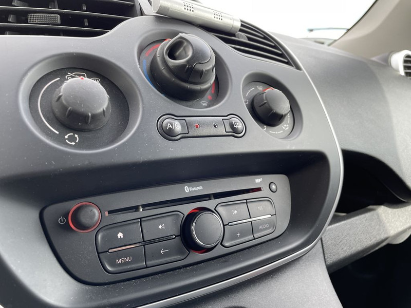 Small van Renault Kangoo 1.5 dCi 90pk E6 R-link BPM Vrij! Lease €171 p/m, Airco, Navi + Camera, PDC, Volledig onderhoudshistorie aanwezig: picture 10