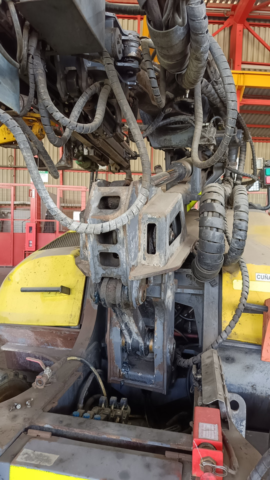 EPIROC T20R - Mining machinery: picture 4 EPIROC T20R - Mining machinery: picture 4