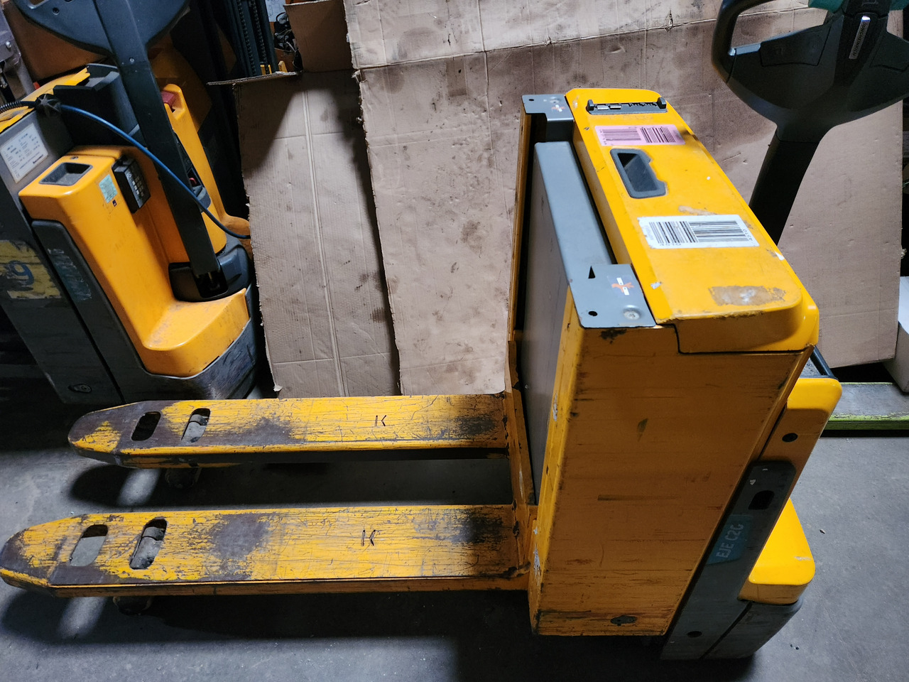 JUNGHEINRICH EJEC20 - Pallet truck: picture 2 JUNGHEINRICH EJEC20 - Pallet truck: picture 2