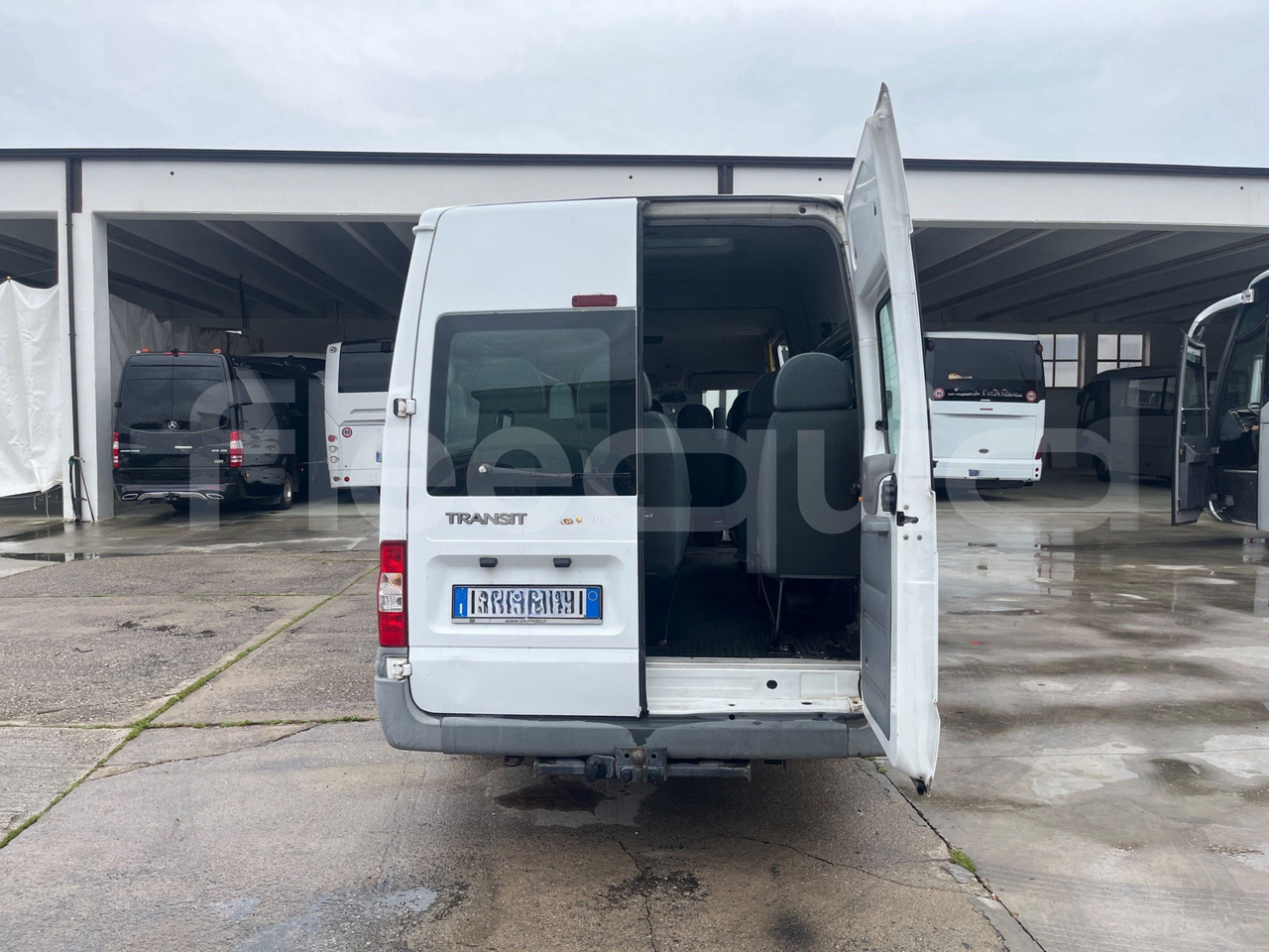 Minibus, Passenger van Ford Transit: picture 8