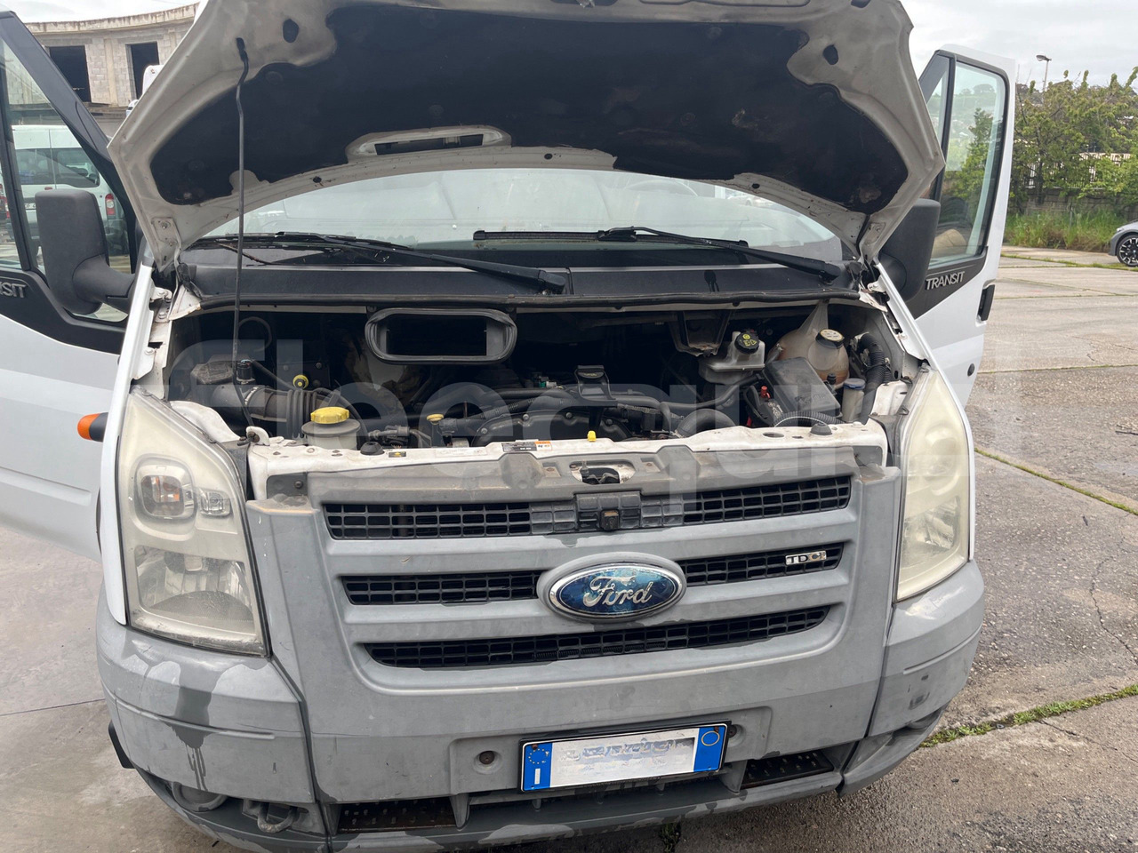 Minibus, Passenger van Ford Transit: picture 17