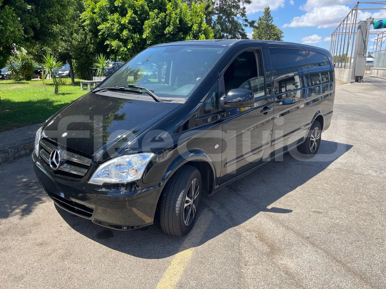 Mercedes-Benz Vito - Minibus, Passenger van: picture 4 Mercedes-Benz Vito - Minibus, Passenger van: picture 4