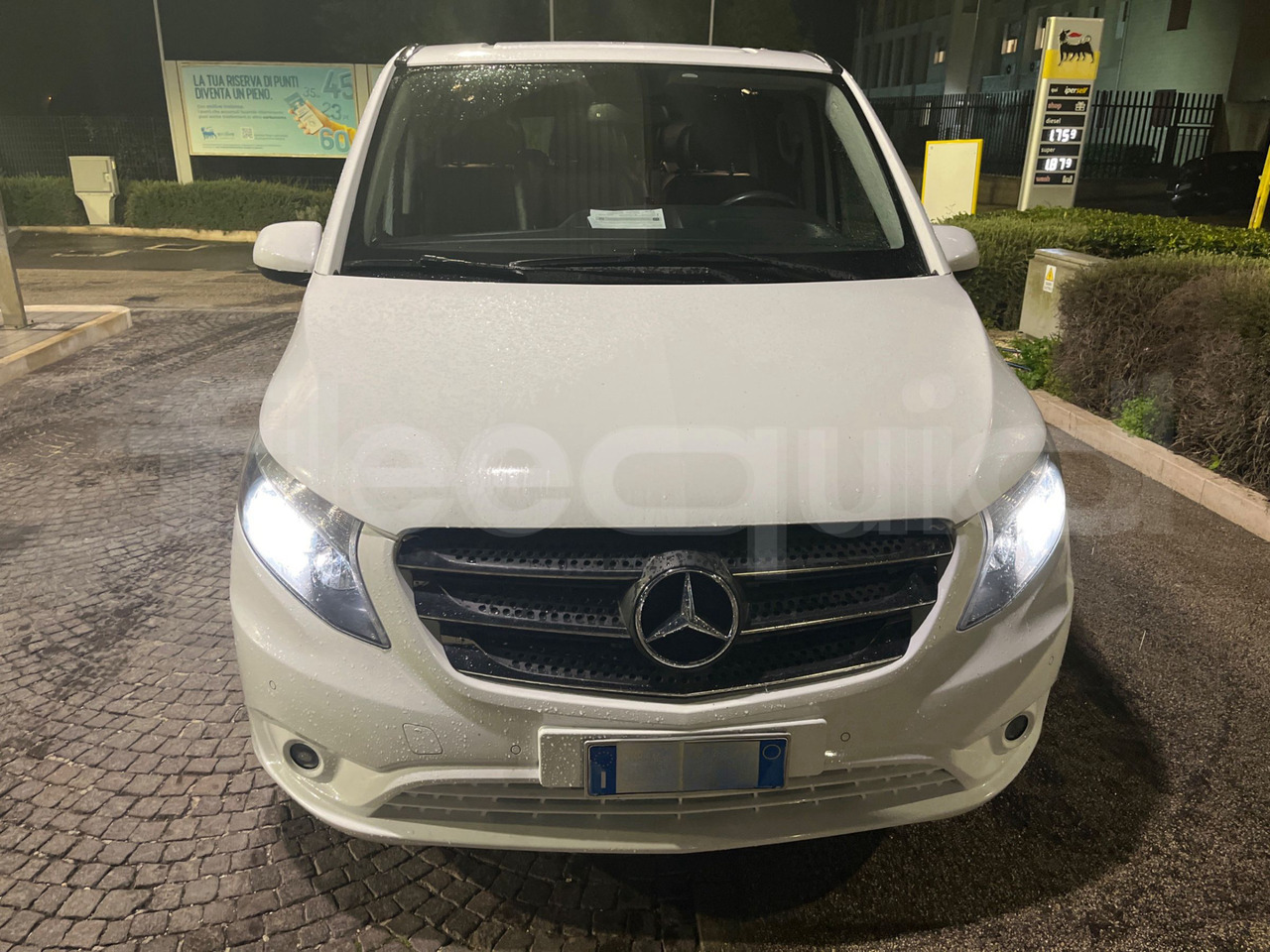 Mercedes-Benz Vito Tourer - Coach: picture 2 Mercedes-Benz Vito Tourer - Coach: picture 2