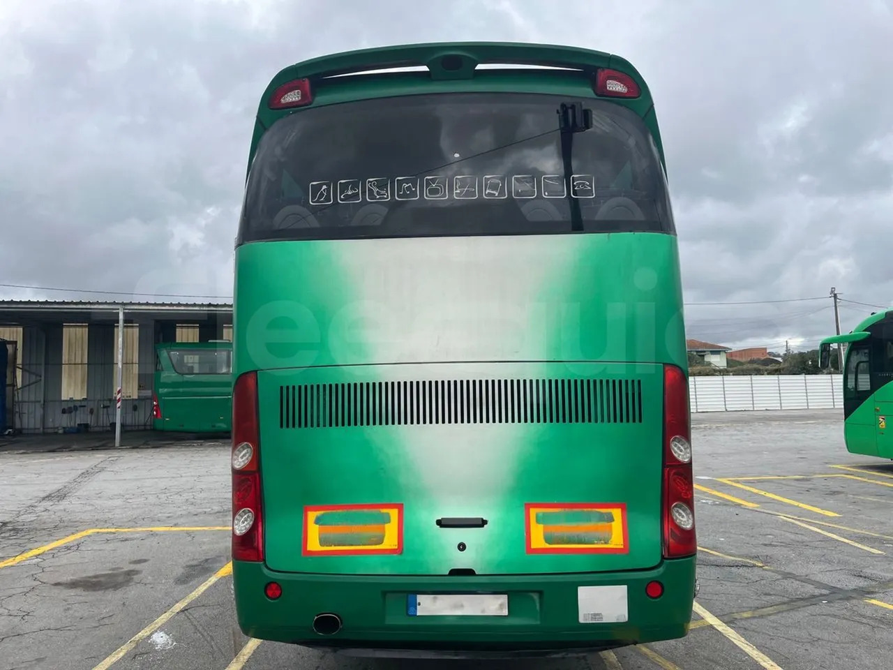 Scania KIB 4X2 - Coach: picture 5 Scania KIB 4X2 - Coach: picture 5