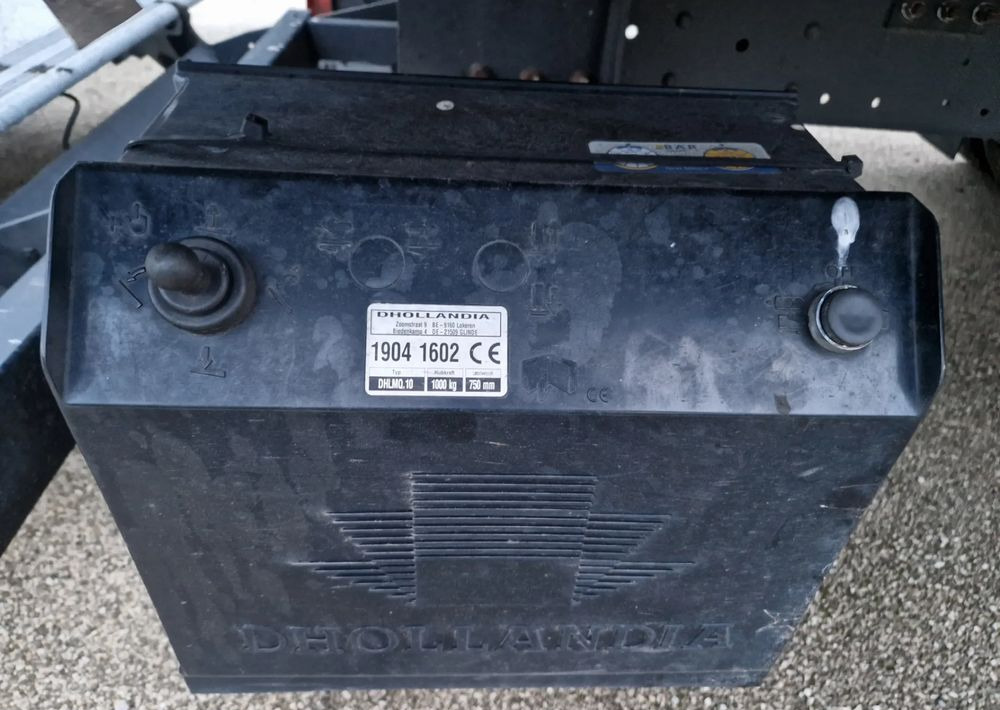 Winda Dhollandia 1000Kg 2019 rok, jak nowa, podest 248cm szeroki wysoki 180cm. Stan idealny! - Tail lift: picture 3 Winda Dhollandia 1000Kg 2019 rok, jak nowa, podest 248cm szeroki wysoki 180cm. Stan idealny! - Tail lift: picture 3