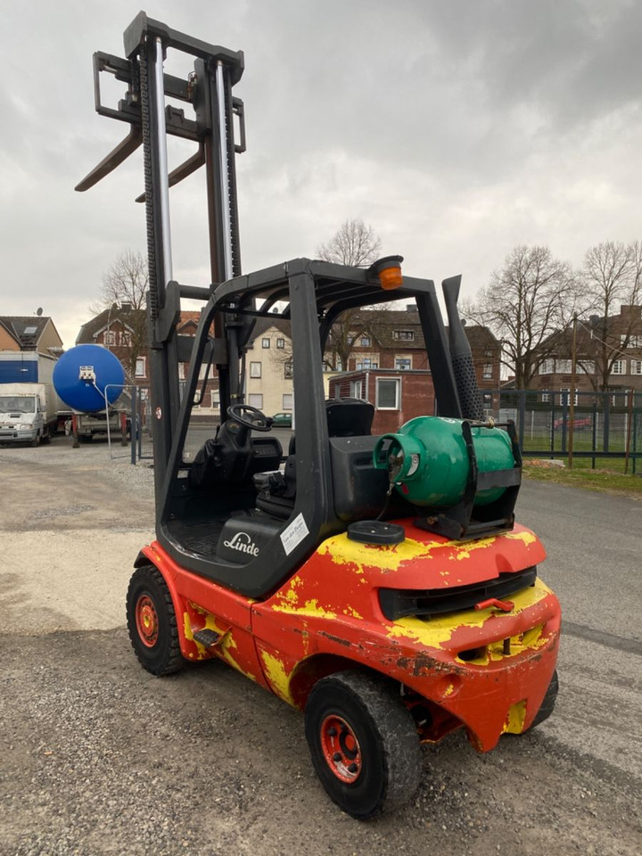 Linde H20T-03 - LPG forklift: picture 4 Linde H20T-03 - LPG forklift: picture 4