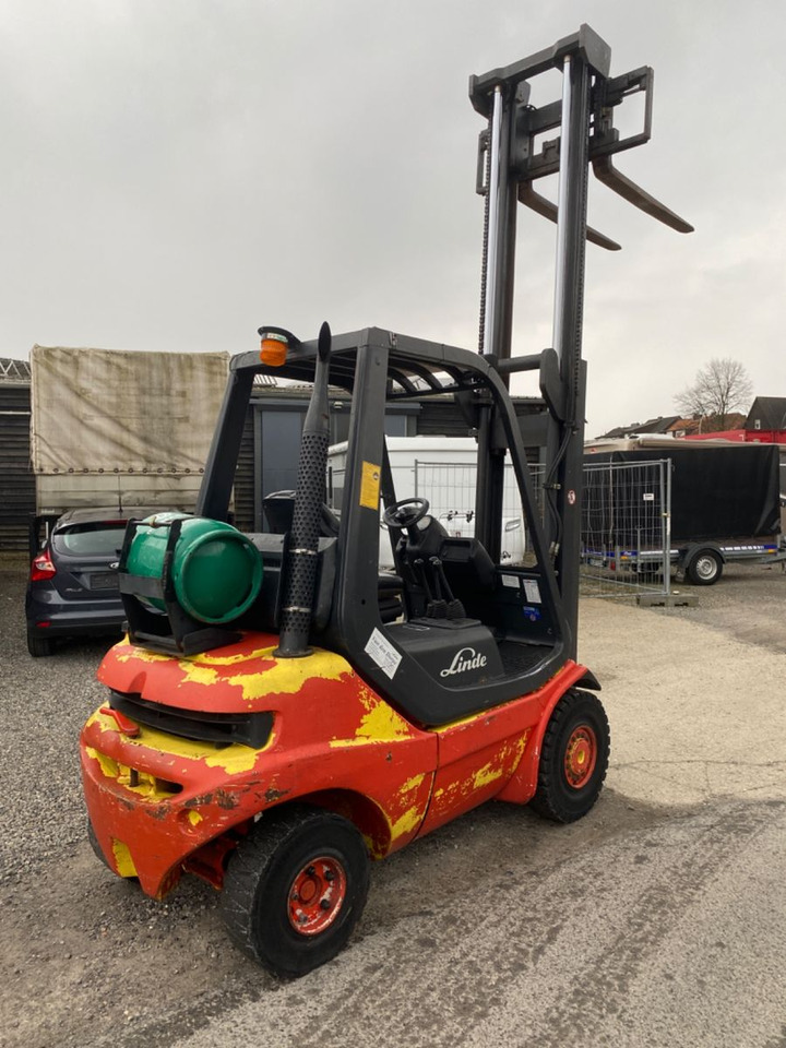 Linde H20T-03 - LPG forklift: picture 3 Linde H20T-03 - LPG forklift: picture 3