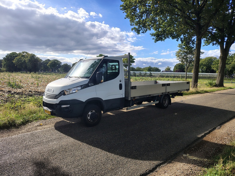 Iveco Daily 35C180 - Flatbed van: picture 1 Iveco Daily 35C180 - Flatbed van: picture 1