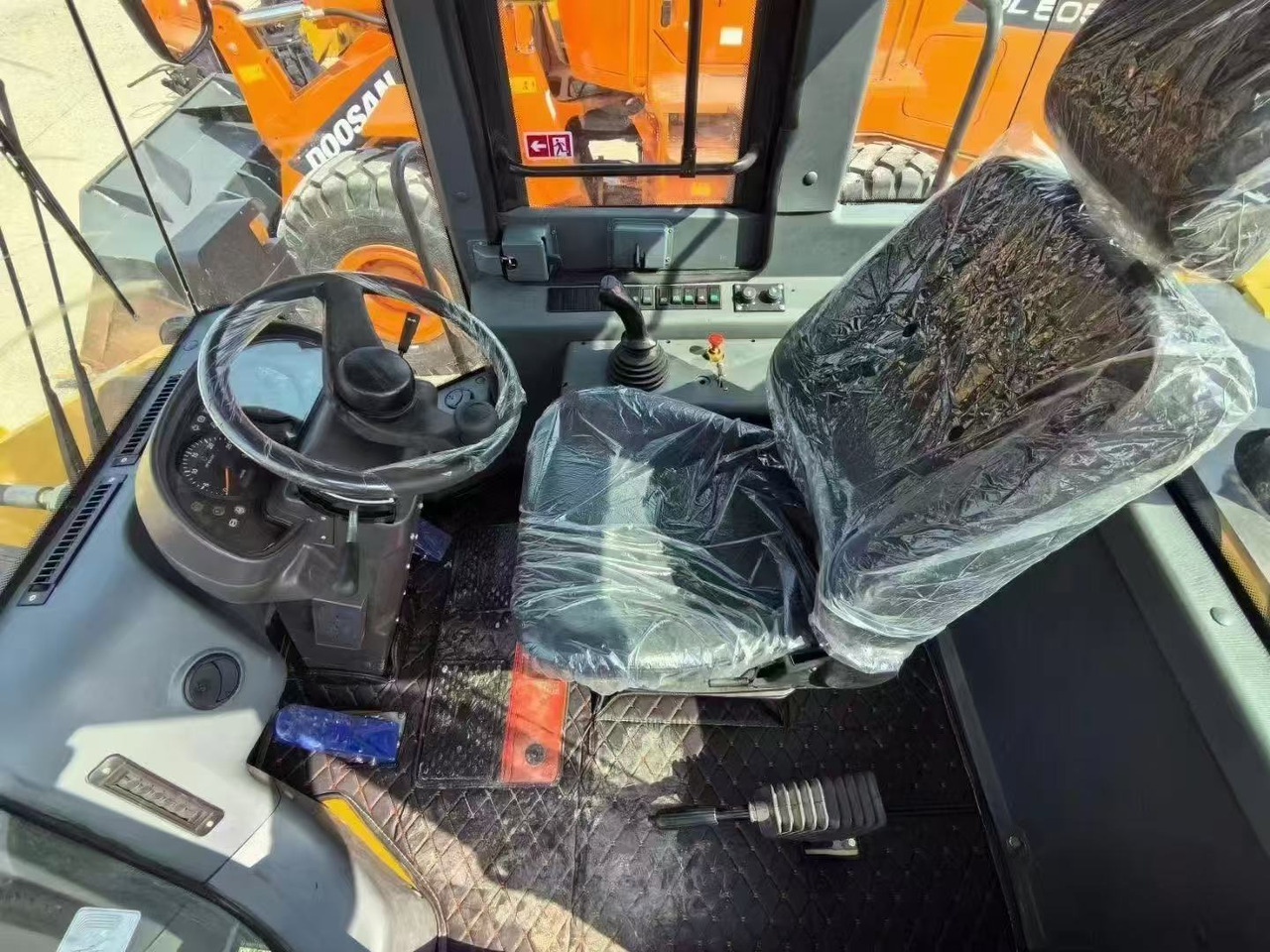 SDLG L958F china brand SDLG loader 5 ton class front loader - Wheel loader: picture 4 SDLG L958F china brand SDLG loader 5 ton class front loader - Wheel loader: picture 4