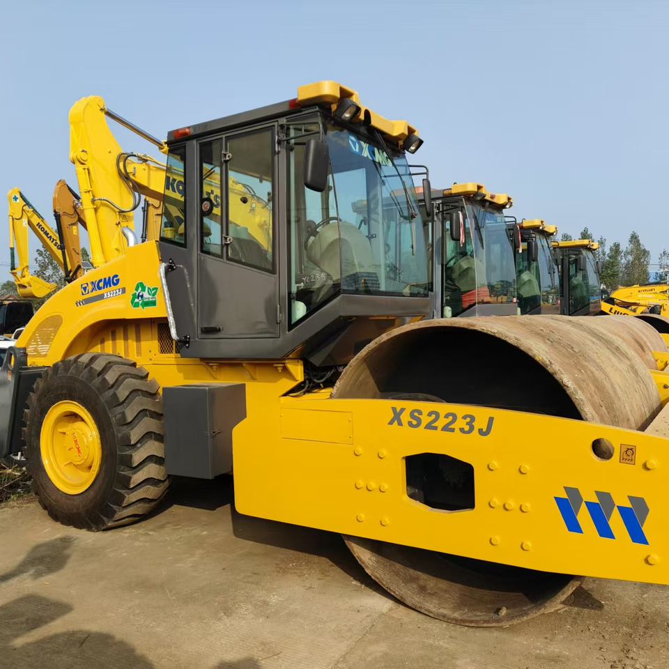 XCMG XS223J used road roller low hours factory price - Road roller: picture 1 XCMG XS223J used road roller low hours factory price - Road roller: picture 1