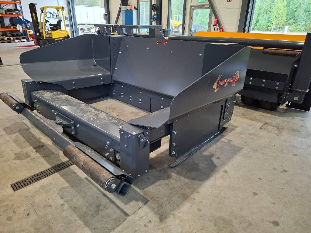 New Grader Reptail TM: picture 9 New Grader Reptail TM: picture 9