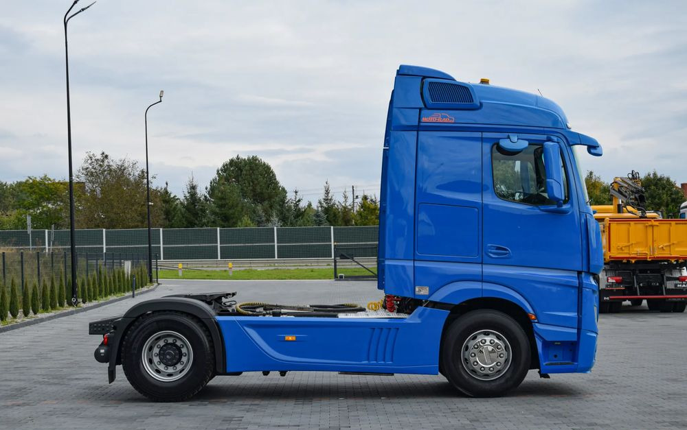 Mercedes-Benz ACTROS 1851 / EURO 6 / BIGSPACE / HYDRAULIKA / RETARDER / FULL SPILERY / SERWISOWANY / SPROWADZONY - Tractor unit: picture 4 Mercedes-Benz ACTROS 1851 / EURO 6 / BIGSPACE / HYDRAULIKA / RETARDER / FULL SPILERY / SERWISOWANY / SPROWADZONY - Tractor unit: picture 4