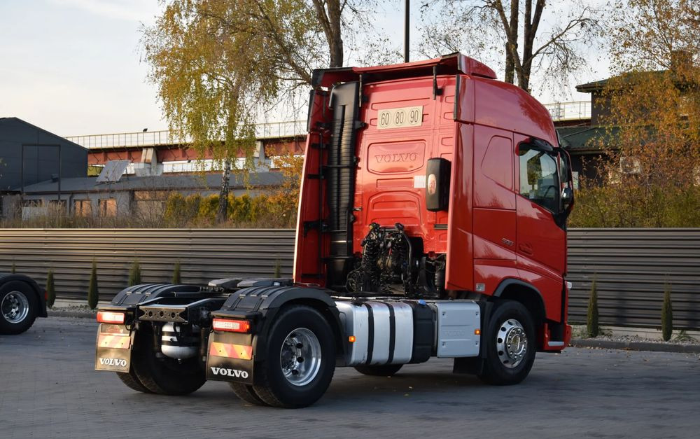 Volvo FH500 / HYDRAULIKA / EURO 6 / ACC / LEDY / ALUFELGI / SERWISOWANY / SPROWADZONY - Tractor unit: picture 5 Volvo FH500 / HYDRAULIKA / EURO 6 / ACC / LEDY / ALUFELGI / SERWISOWANY / SPROWADZONY - Tractor unit: picture 5