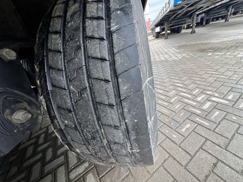 Refrigerator semi-trailer Krone SD CARRIER: picture 19 Refrigerator semi-trailer Krone SD CARRIER: picture 19