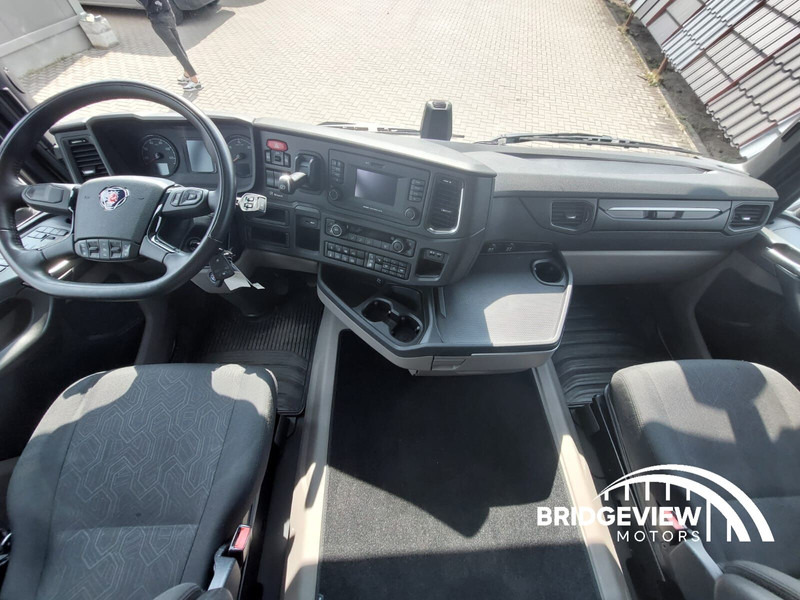 Tractor unit Scania R460: picture 17 Tractor unit Scania R460: picture 17