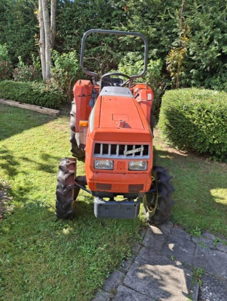 Kleintraktor Hinomoto-Kubota 21 PS - Compact tractor: picture 5 Kleintraktor Hinomoto-Kubota 21 PS - Compact tractor: picture 5