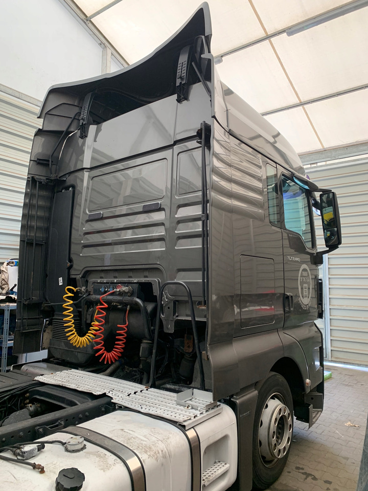 KABINA MAN TGX XLX - Cab for Truck: picture 3 KABINA MAN TGX XLX - Cab for Truck: picture 3