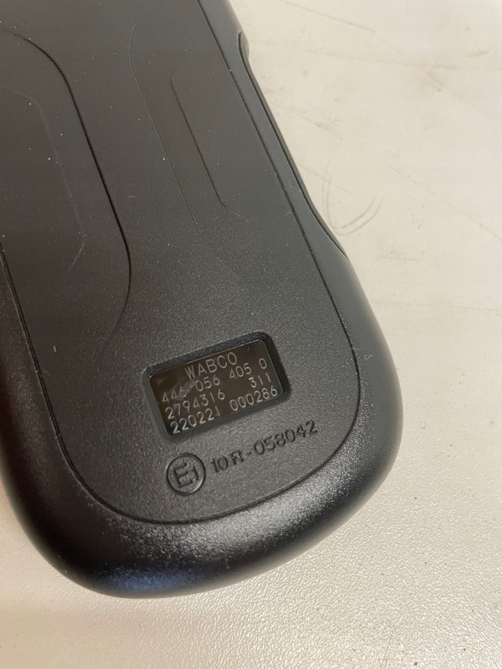 SCANIA R S PILOT PANEL STEROWANIE PODUSZEK ZAWIESZENIA WABCO NOWY4460564050 - Dashboard for Truck: picture 4 SCANIA R S PILOT PANEL STEROWANIE PODUSZEK ZAWIESZENIA WABCO NOWY4460564050 - Dashboard for Truck: picture 4