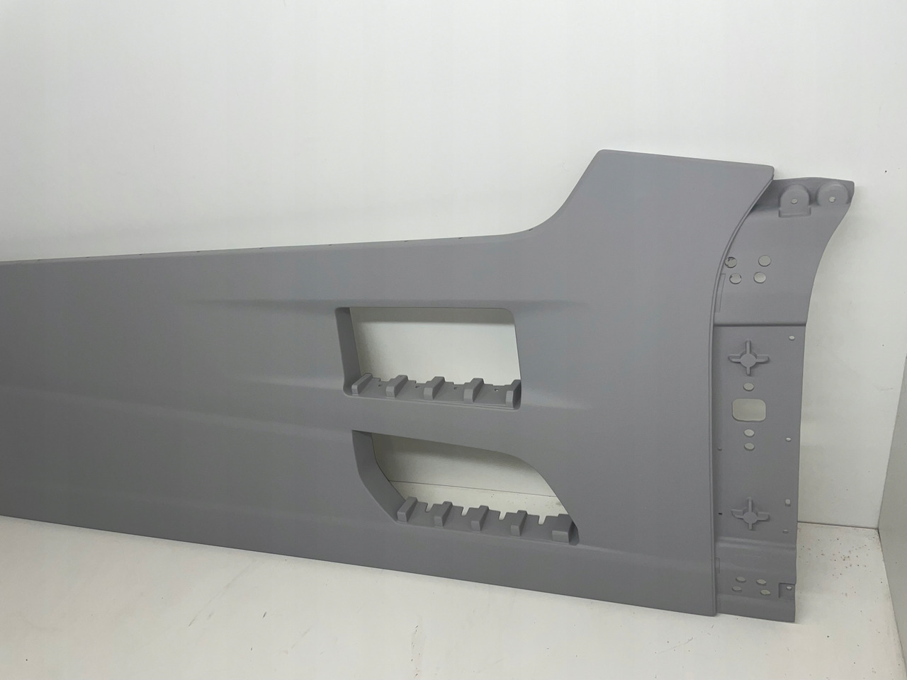 ZABUDOWA MIĘDZYOSIOWA SPOILER FORD F-MAX F MAX - Aerodynamics/ Spoiler for Truck: picture 3 ZABUDOWA MIĘDZYOSIOWA SPOILER FORD F-MAX F MAX - Aerodynamics/ Spoiler for Truck: picture 3