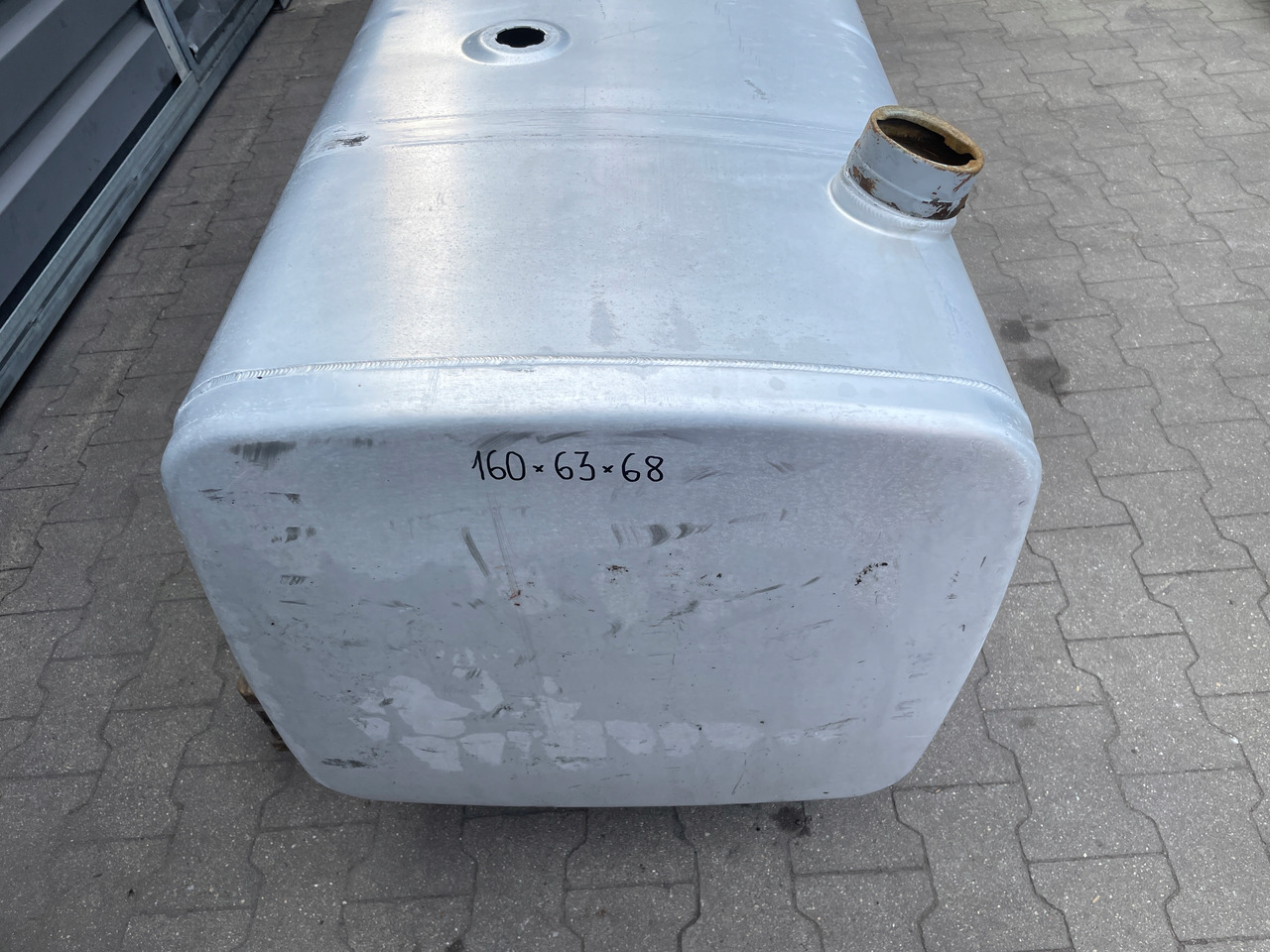ZBIORNIK PALIWA IVECO STRALIS HI WAY 600 L 41042553 - Fuel tank for Truck: picture 3 ZBIORNIK PALIWA IVECO STRALIS HI WAY 600 L 41042553 - Fuel tank for Truck: picture 3