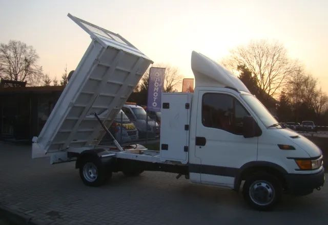 Iveco DAILY 40 C 12 - Tipper van: picture 5 Iveco DAILY 40 C 12 - Tipper van: picture 5
