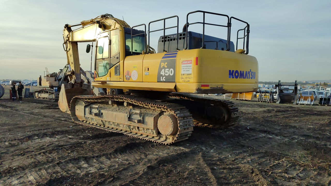 KOMATSU PC450 - Crawler excavator: picture 1 KOMATSU PC450 - Crawler excavator: picture 1