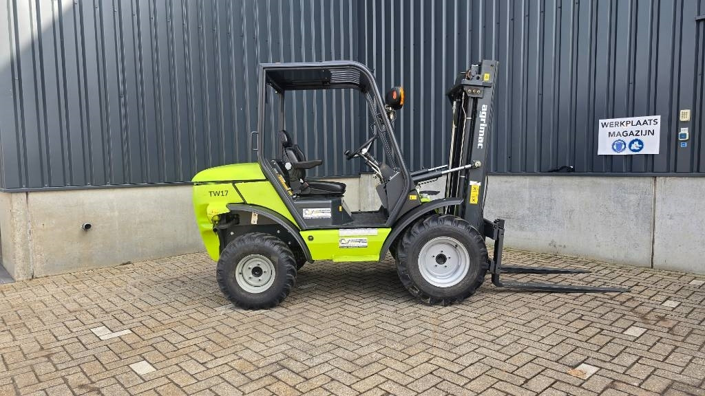 Agrimac TW 17 - Diesel forklift: picture 3 Agrimac TW 17 - Diesel forklift: picture 3