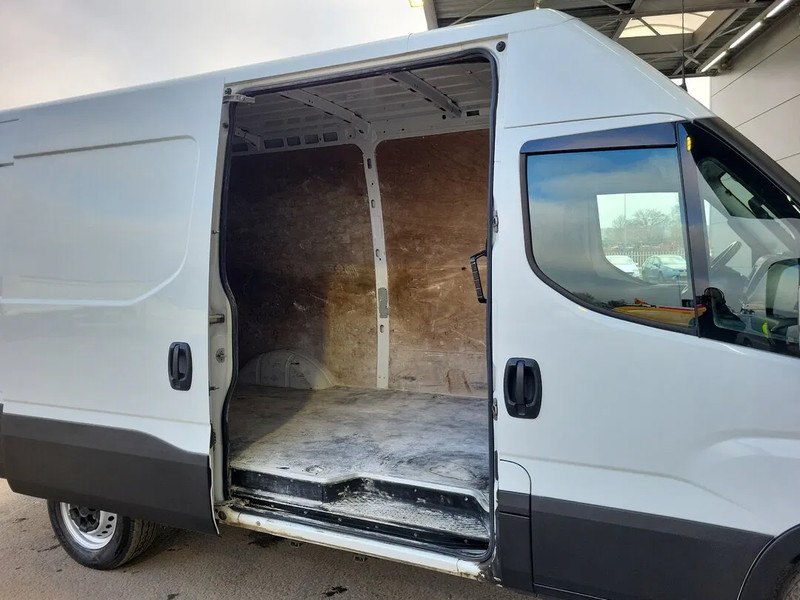 Iveco Daily L2H2 - Panel van: picture 5 Iveco Daily L2H2 - Panel van: picture 5
