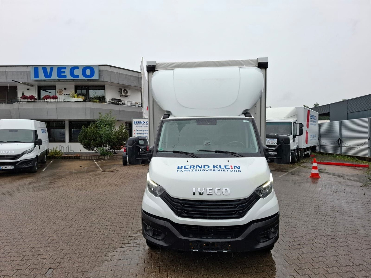 Iveco 72-210A8/P, Klima, Luft, HiMatik, LBW, RFK, - Curtain side van: picture 3 Iveco 72-210A8/P, Klima, Luft, HiMatik, LBW, RFK, - Curtain side van: picture 3