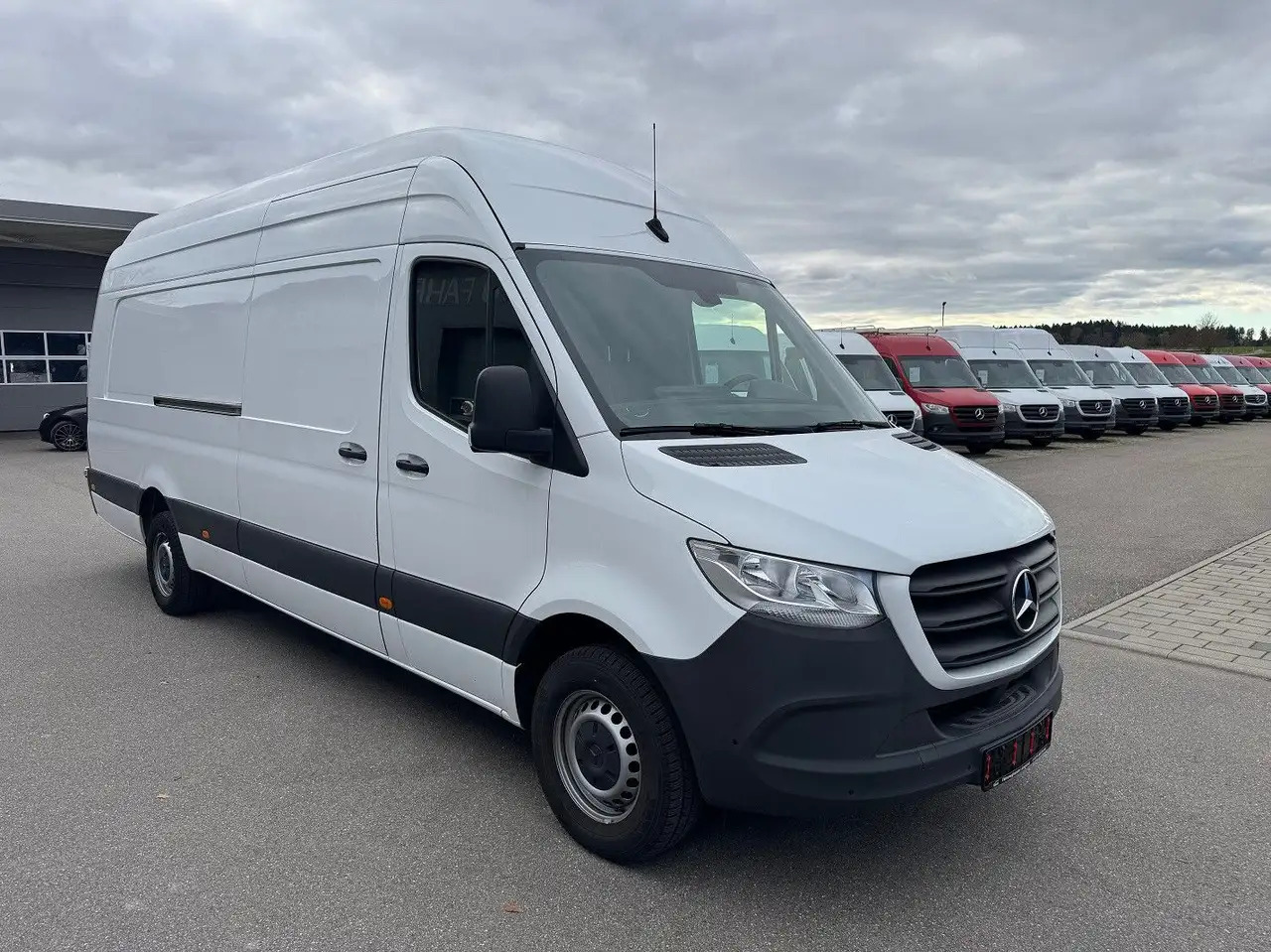 Mercedes-Benz Sprinter 317 CDI Maxi Lang Extralang XXL MBUX - Panel van: picture 2 Mercedes-Benz Sprinter 317 CDI Maxi Lang Extralang XXL MBUX - Panel van: picture 2