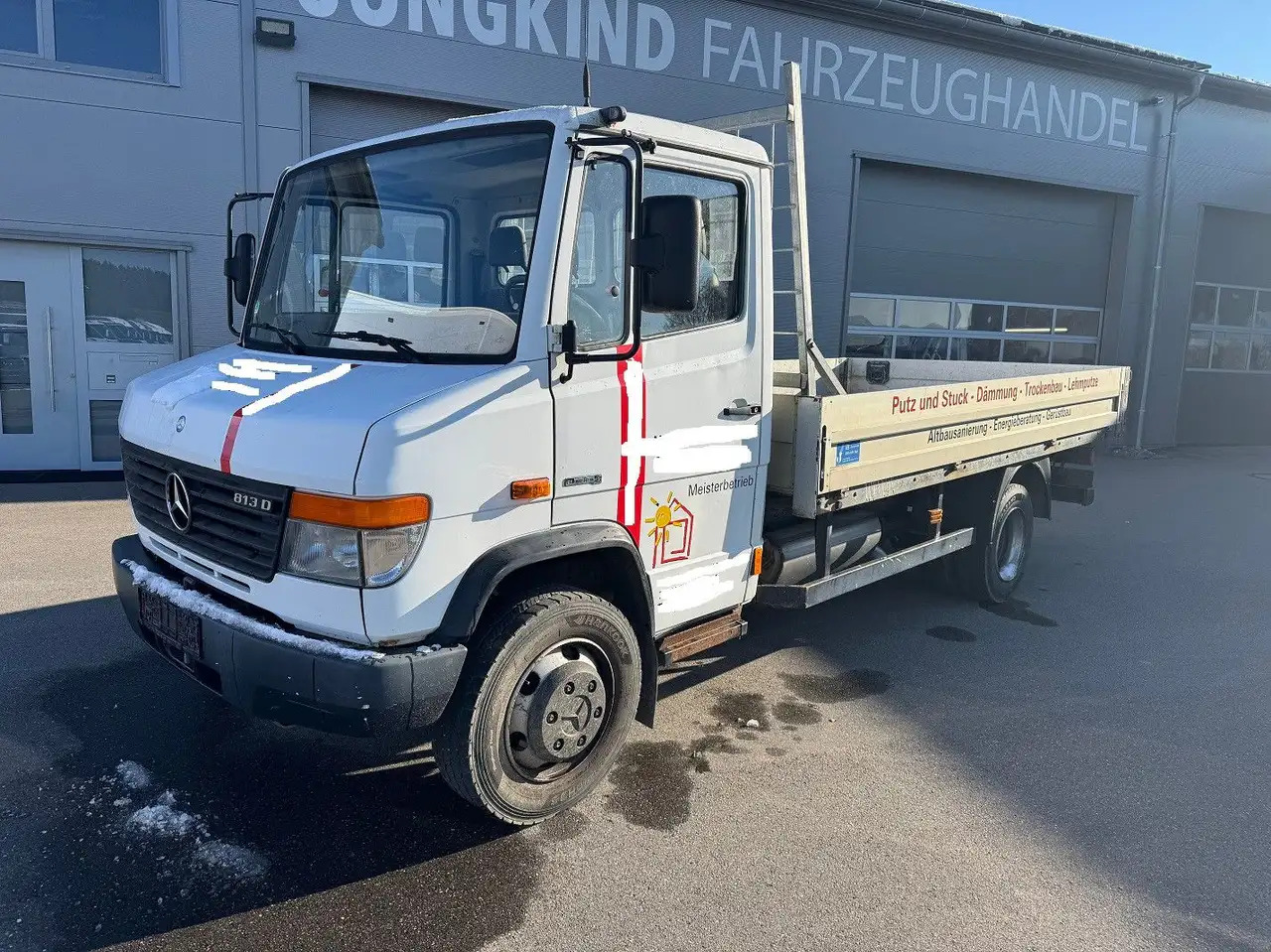 Mercedes-Benz Vario 813D Pritsche Lang AHK - Tipper: picture 1 Mercedes-Benz Vario 813D Pritsche Lang AHK - Tipper: picture 1