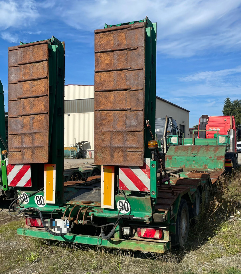 Verem - Low loader semi-trailer: picture 3 Verem - Low loader semi-trailer: picture 3