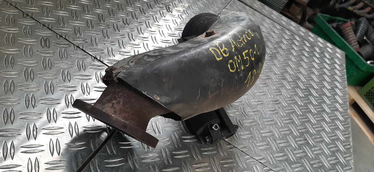 Gebrauchte DB Actros 1840 OM 501 Abgasrohr mit Motorbremse, Artikel - Nr. : 81.99999 - 9999 - Exhaust pipe for Truck: picture 5 Gebrauchte DB Actros 1840 OM 501 Abgasrohr mit Motorbremse, Artikel - Nr. : 81.99999 - 9999 - Exhaust pipe for Truck: picture 5