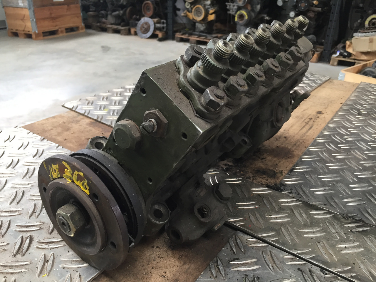 Fuel pump for Truck Gebrauchte Einspritzpumpe MB 814, Typ : OM 366, Artikel - Nr. : 81.99999 - 9999: picture 11 Fuel pump for Truck Gebrauchte Einspritzpumpe MB 814, Typ : OM 366, Artikel - Nr. : 81.99999 - 9999: picture 11