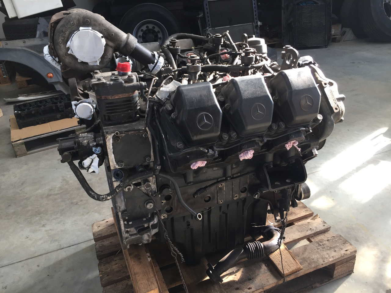 Gebrauchter Motor MB Actros 1843, OM 501 LA, Euro 3 - Engine for Truck: picture 2 Gebrauchter Motor MB Actros 1843, OM 501 LA, Euro 3 - Engine for Truck: picture 2