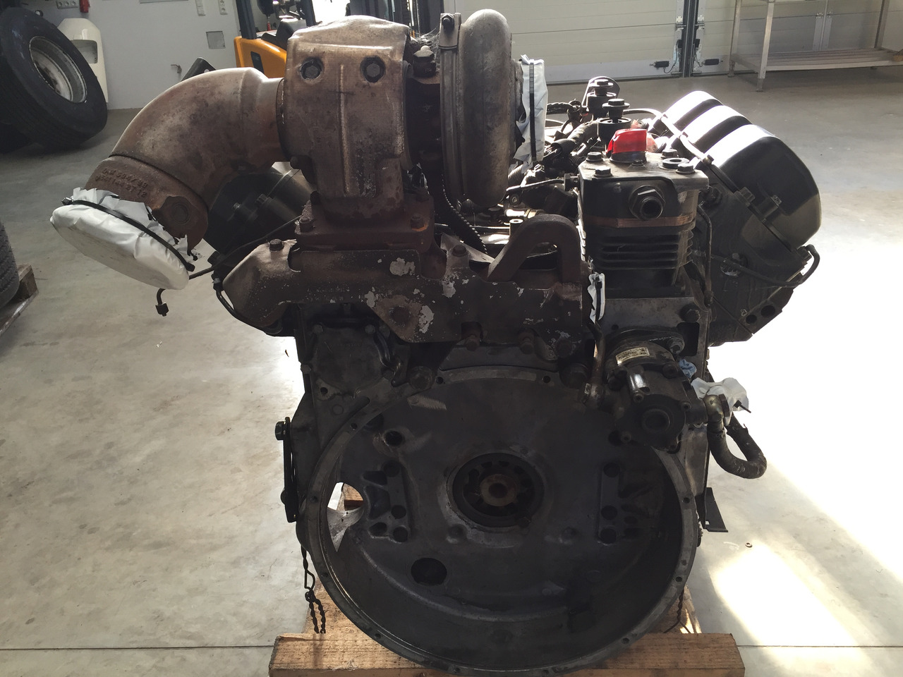 Gebrauchter Motor MB Actros 1843, OM 501 LA, Euro 3 - Engine for Truck: picture 4 Gebrauchter Motor MB Actros 1843, OM 501 LA, Euro 3 - Engine for Truck: picture 4